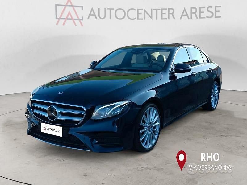 Usata Mercedes E220 Premium 194 CV (142 kW) 2019 Blu metallizzato Berlina