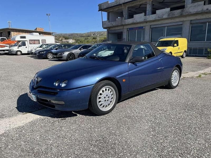 Usata Alfa Romeo Spider 150 CV (110 kW) 1997 Blu/azzurro Cabrio