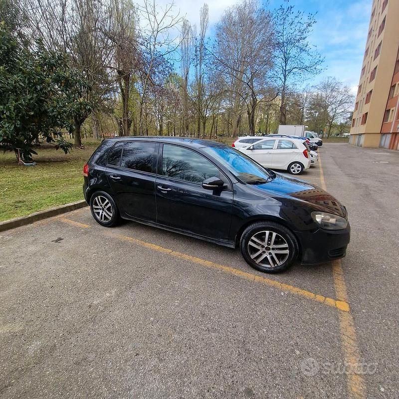 Usata VW Golf VI 110 CV (80 kW) 2009 Nero Utilitaria