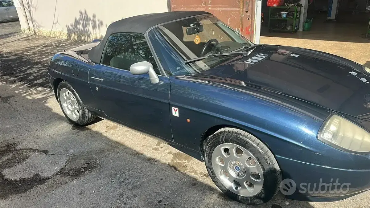 Usata Fiat Barchetta 131 CV (96 kW) 2002 Blu Cabrio