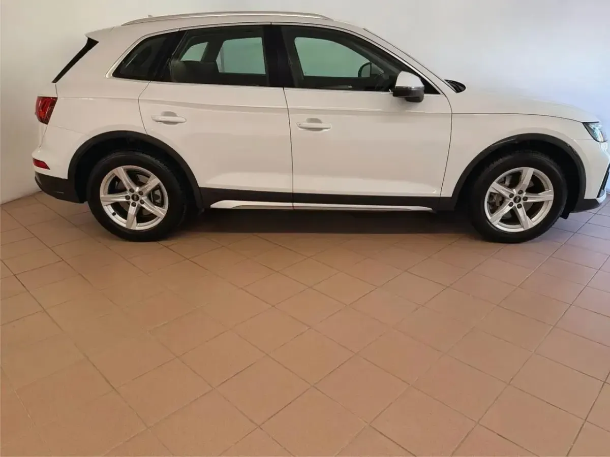 Usata Audi Q5 Advanced 163 CV (119 kW) 2023 Bianco SUV