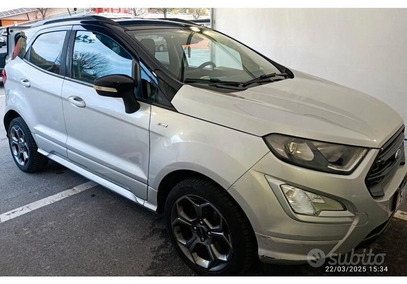 Grigio Usata 2018 Ford Ecosport SUV | 9900 € (Buon prezzo) - Immagine 1/4