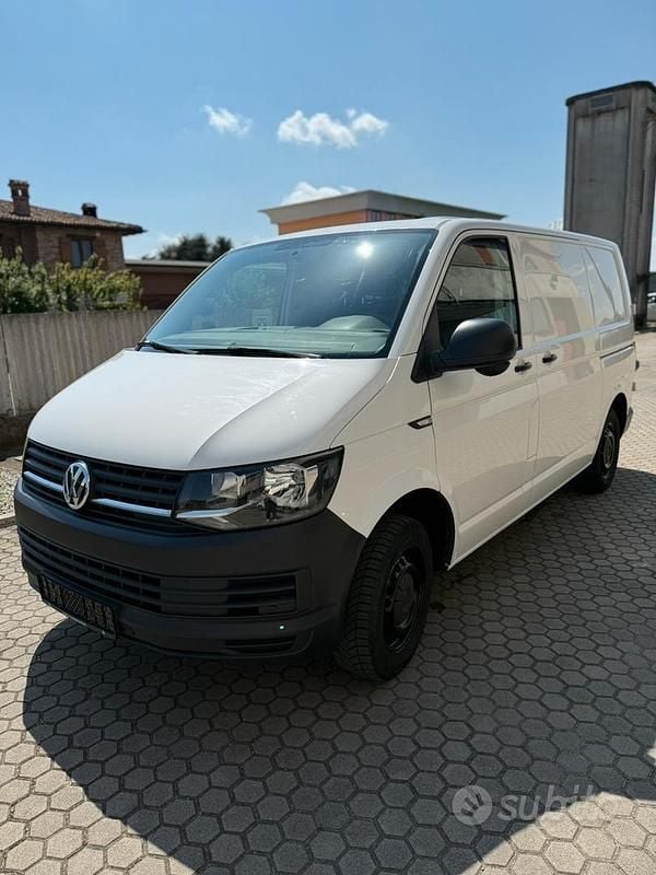 Bianco Usata 2016 VW Transporter Furgone | 16.500 € - Immagine 1/4