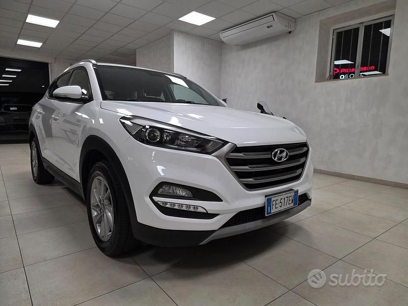 Usata Hyundai Tucson Comfort 115 CV (84 kW) 2016 Bianco SUV