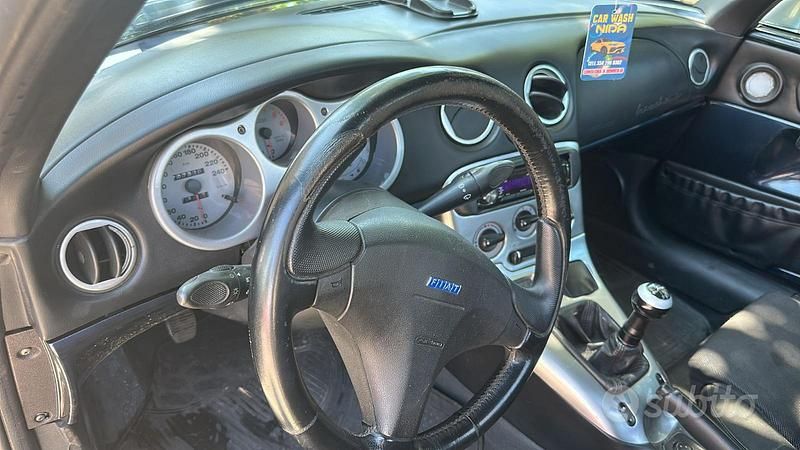 Usata Fiat Barchetta 131 CV (96 kW) 2002 Blu Cabrio