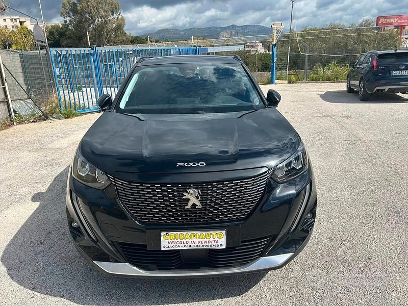 Usata Peugeot 2008 Allure 110 CV (80 kW) 2022 Nero SUV