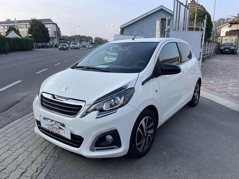 Bianco Usata 2021 Peugeot 108 Collection Due volumi | 7990 € (Ottimo prezzo) - Immagine 1/4