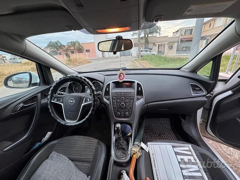 Usata Opel Astra Sport 110 CV (80 kW) 2015 Bianco Station wagon