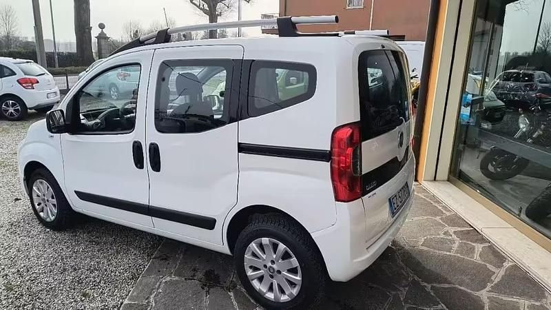 Usata Fiat Qubo Active 77 CV (56 kW) 2015 Bianco Monovolume