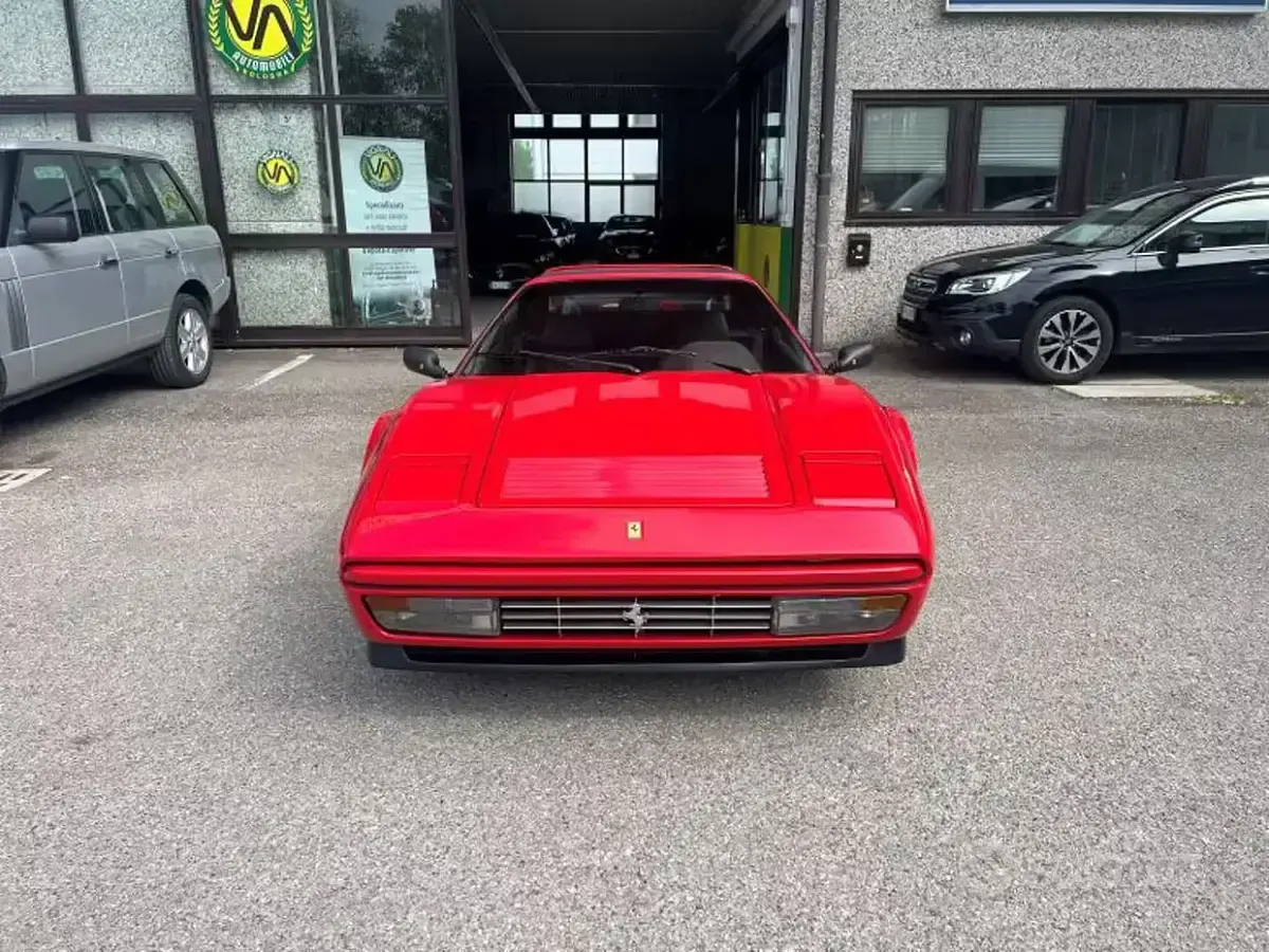 Usata Ferrari 328 270 CV (198 kW) 1989 Rosso Cabrio