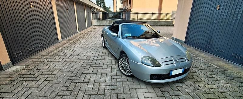 Usata MG TF 116 CV (85 kW) 2003 Grigio Cabrio