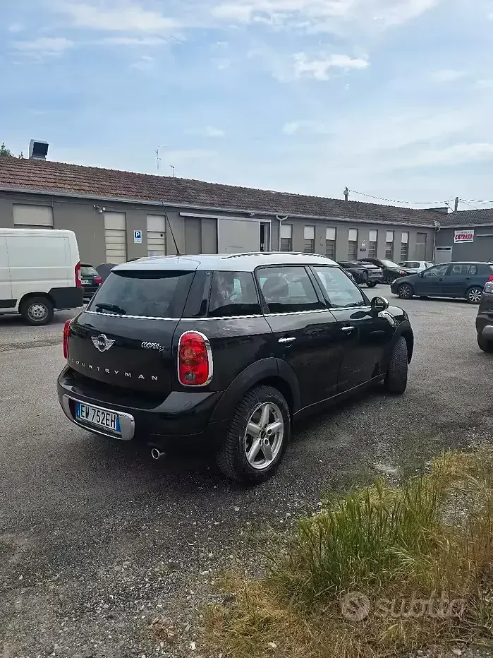 Usata Mini Countryman 111 CV (81 kW) 2014 Nero SUV