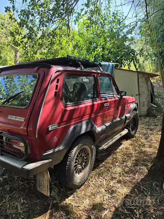 Usata Lada niva 75 CV (55 kW) 1990 SUV