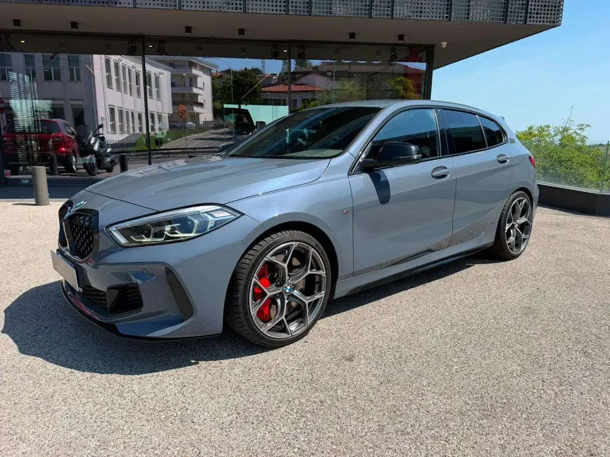 Usata BMW M135 M Sport 306 CV (225 kW) 2022 Grigio Utilitaria