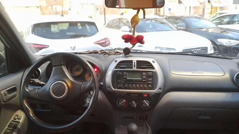 Usata Toyota RAV4 Sol 116 CV (85 kW) 2002 SUV