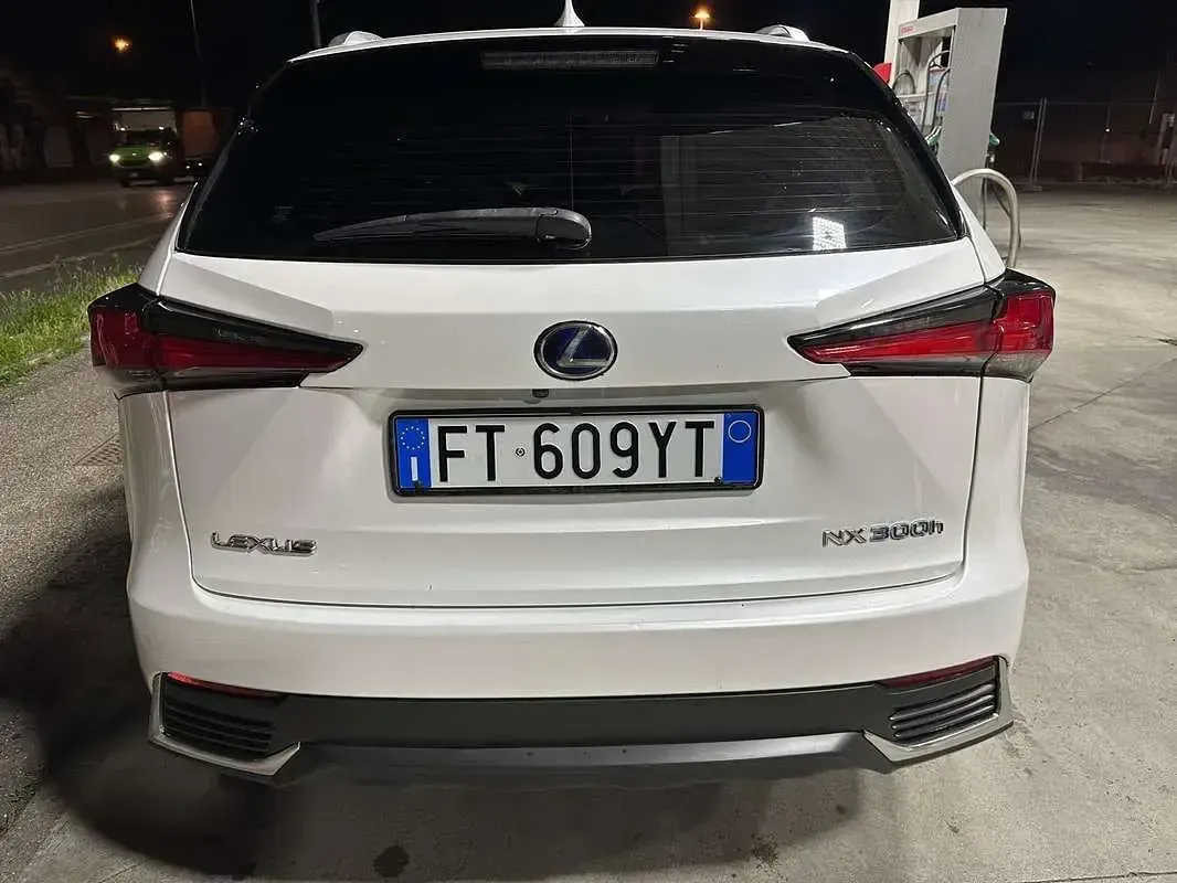 Usata Lexus NX300h 211 CV (155 kW) 2019 SUV