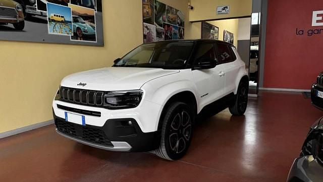 Usata Jeep Avenger Summit 100 CV (73 kW) 2025 Bianco SUV