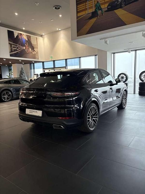 Usata Porsche Cayenne Coupe 462 CV (339 kW) 2022 Nero Coupé