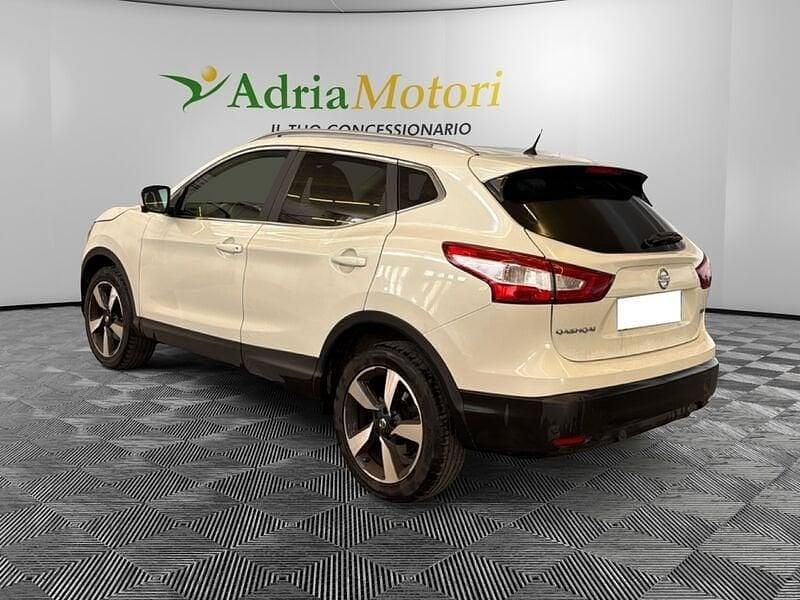 Gebraucht Nissan Qashqai 360º 131 PS (96 kW) 2015 Weiß SUV