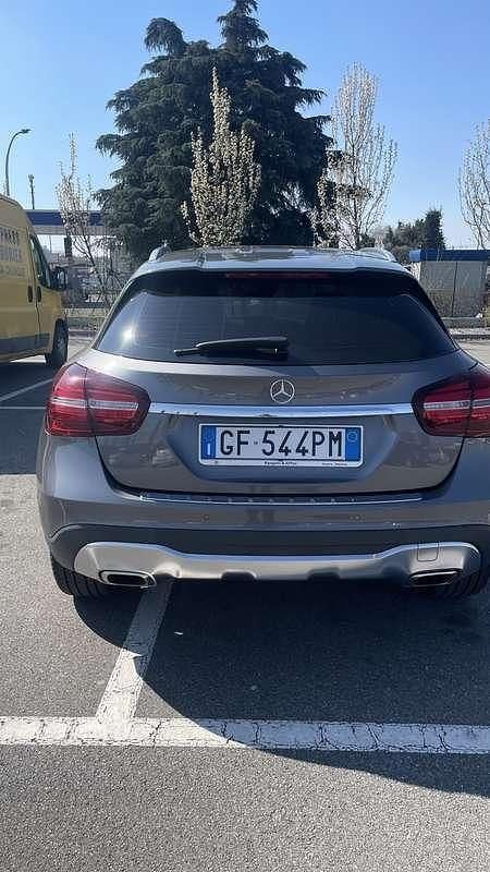 Usata Mercedes GLA180 Executive 122 CV (89 kW) 2019 SUV