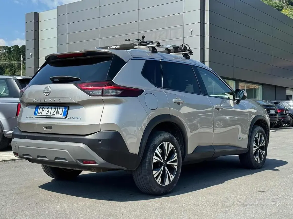 Usata Nissan X-Trail Acenta 158 CV (116 kW) 2023 Oro SUV