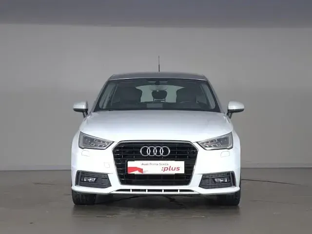 Usata Audi A1 Sportback Admired 95 CV (69 kW) 2018 Bianco ghiacciaio metallizzato Utilitaria