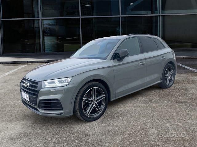 Grigio(met.) Usata 2019 Audi SQ5 Sport SUV | 38.950 € (Buon prezzo) - Immagine 1/4