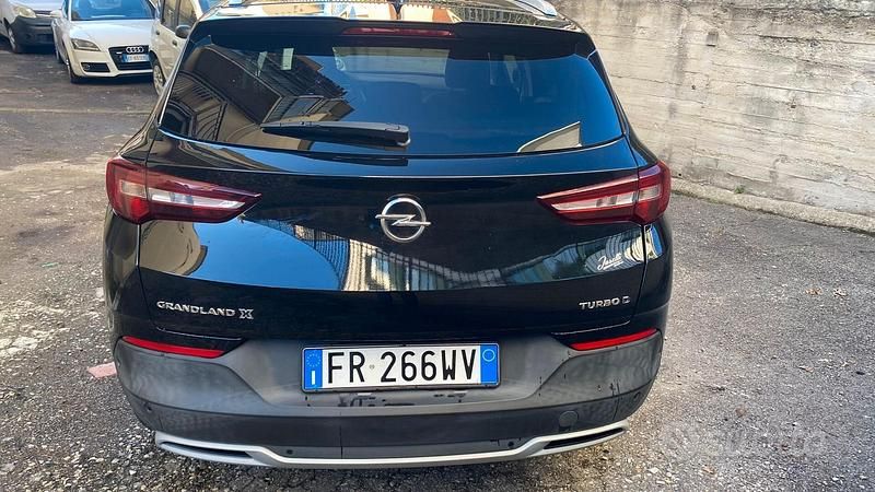 Usata Opel Grandland X Ultimate 130 CV (95 kW) 2019 Nero SUV