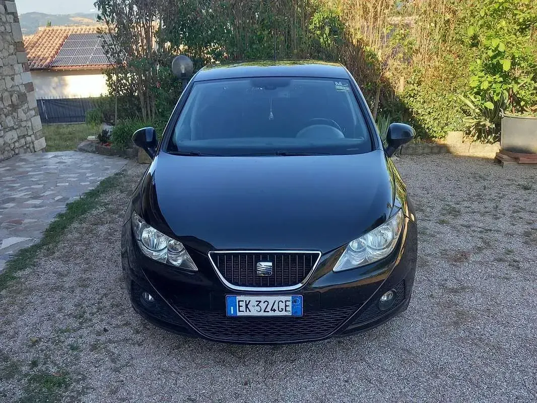 Usata Seat Ibiza Copa 75 CV (55 kW) 2011 Nero Berlina