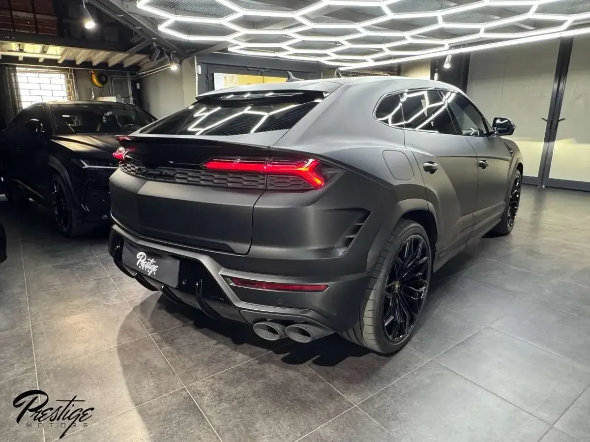 Usata Lamborghini Urus 620 CV (456 kW) 2025 Nero SUV