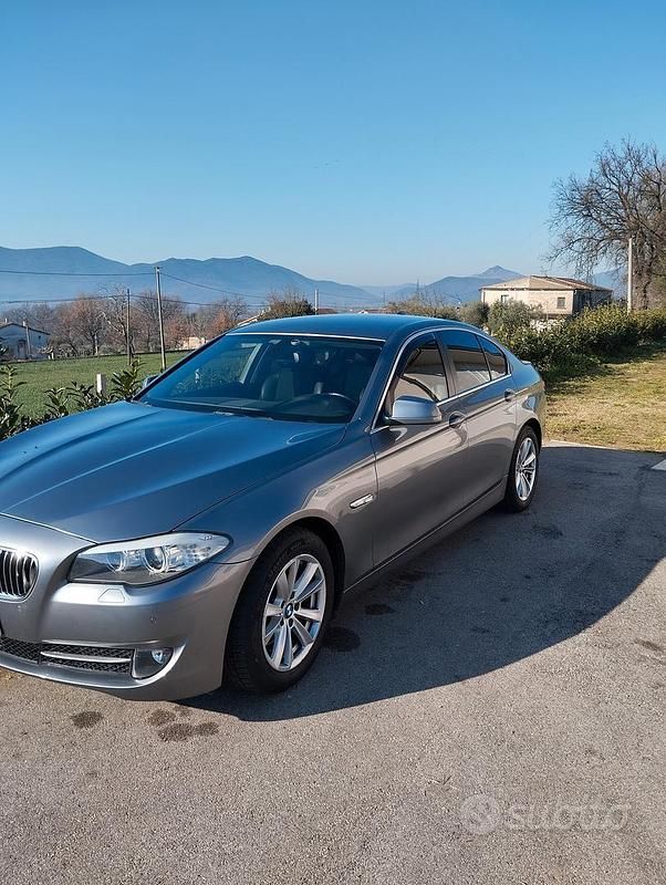 Usata BMW 520 2011 Grigio Berlina