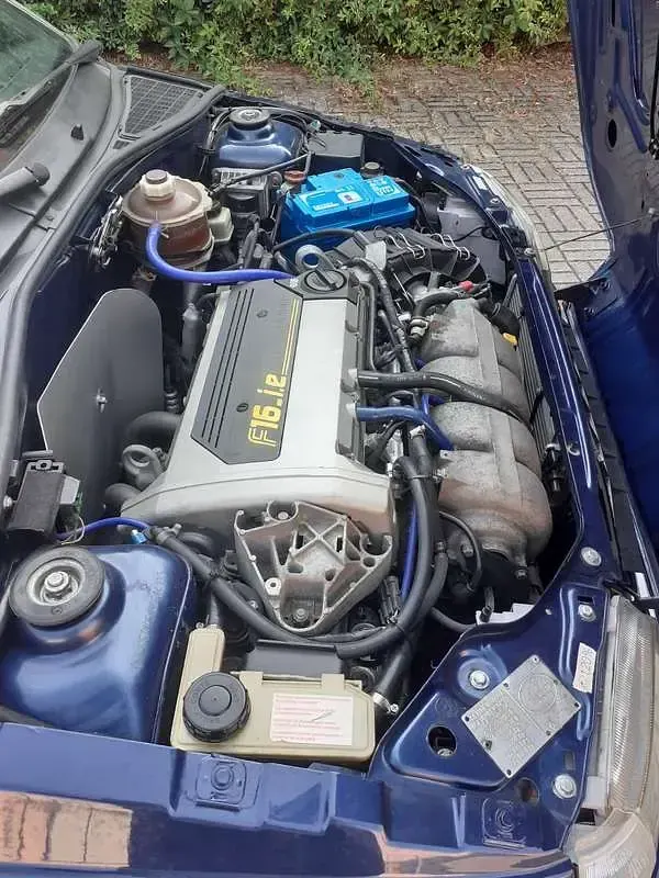 Usata Renault Clio 147 CV (108 kW) 1995 Utilitaria