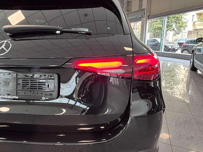 Usata Mercedes GLC200 Advanced Plus 204 CV (150 kW) 2024 197 nero ossidiana SUV