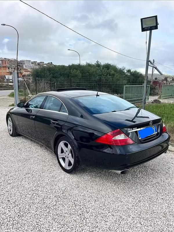 Usata Mercedes CLS320 224 CV (164 kW) 2005 Nero Berlina