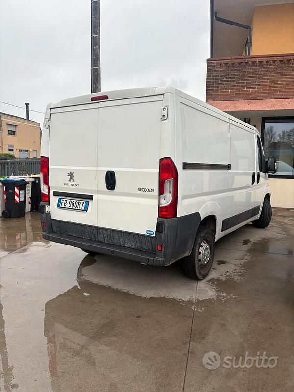 Usata Peugeot Boxer 130 CV (95 kW) 2016 Bianco Furgone