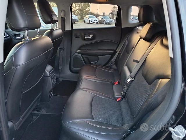 Usata Jeep Compass Limited 140 CV (102 kW) 2018 Nero SUV
