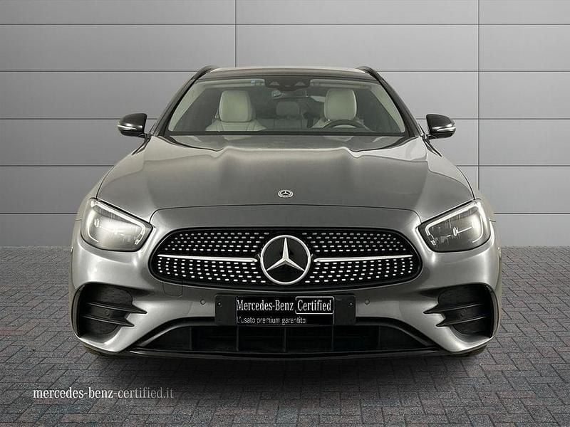 Usata Mercedes 300 Premium 194 CV (142 kW) 2021 Argento Station wagon