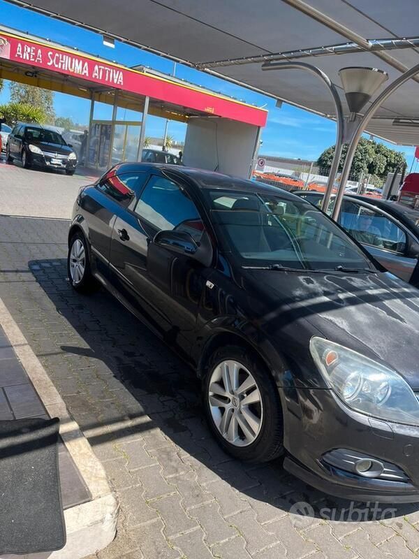 Occasion Opel Astra GTC Enjoy 90 ch (66 kW) 2008 Noir Coupé