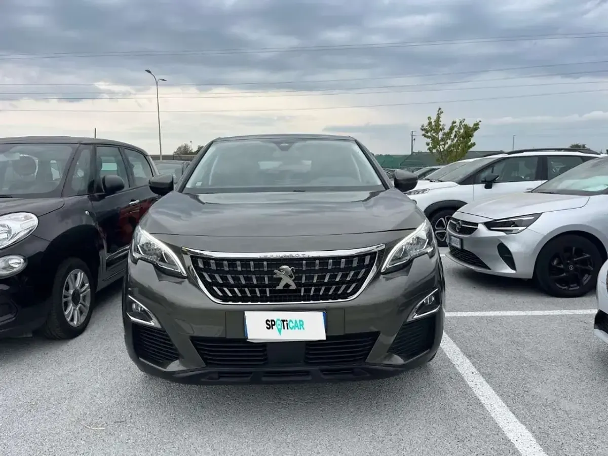 Usata Peugeot 3008 Active 131 CV (96 kW) 2020 Grigio amazonite SUV
