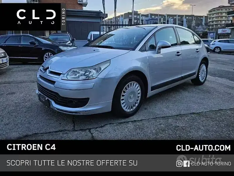Usata Citroën C4 109 CV (80 kW) 2005 Grigio Berlina