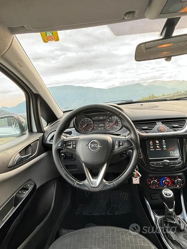 Usata Opel Corsa 90 CV (66 kW) 2016 Bianco Utilitaria