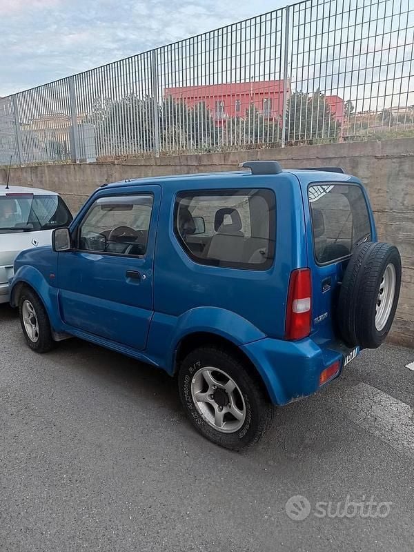 Usata Suzuki Jimny 82 CV (60 kW) 2000 Blu SUV