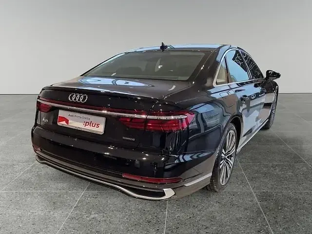 Usata Audi A8 Ambiente 286 CV (210 kW) 2023 Nero Berlina