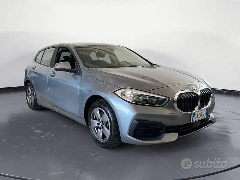Usata BMW 116 Advantage 116 CV (85 kW) 2022 Grigio Utilitaria