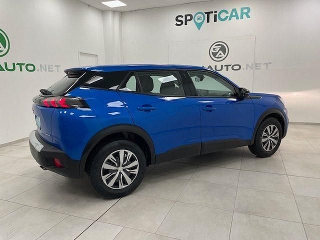 Usata Peugeot 2008 Active 102 CV (75 kW) 2022 Azzurro SUV