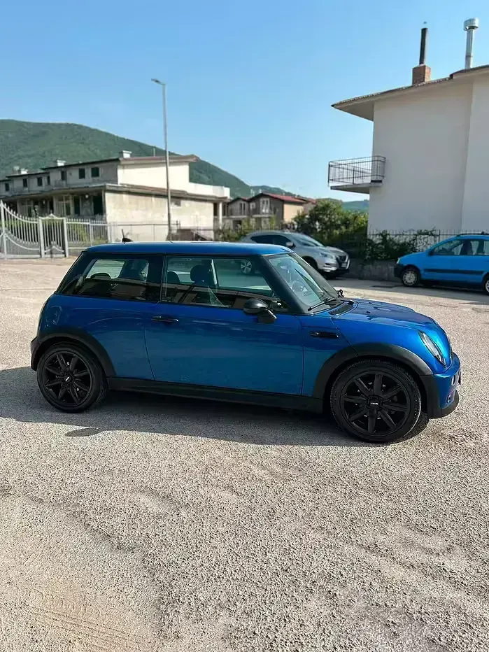 Usata Mini One D Seven 88 CV (64 kW) 2006 Blu Utilitaria