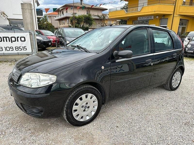 Usata Fiat Punto Classica 80 CV (58 kW) 2007 Nero Utilitaria