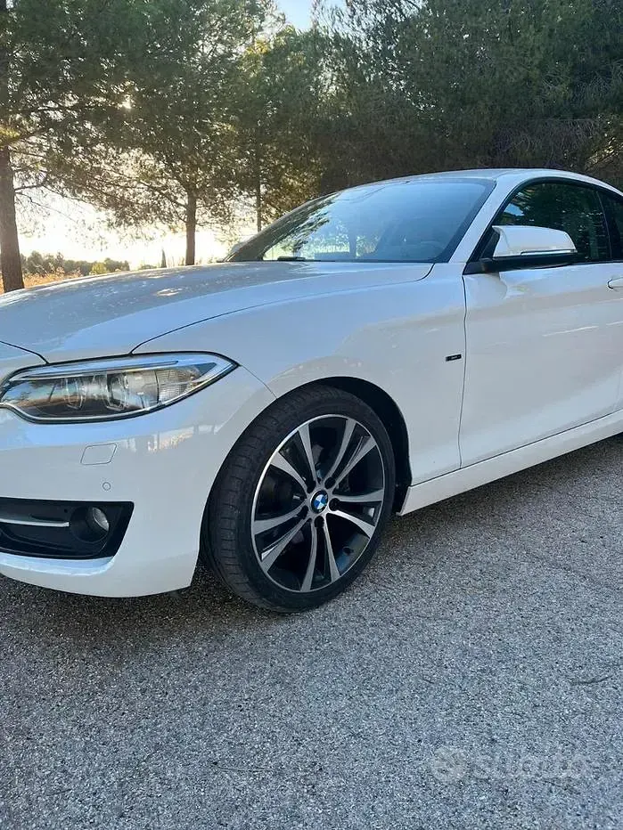 Usata BMW 220 Sport Line 190 CV (139 kW) 2014 Bianco Coupé