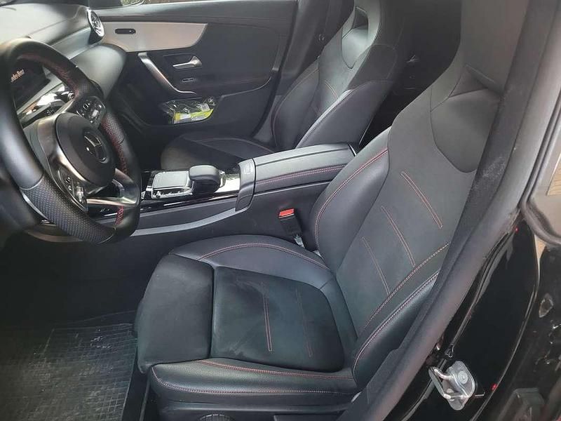 Usata Mercedes CLA180 Shooting Brake AMG 116 CV (85 kW) 2023 Nero Station wagon
