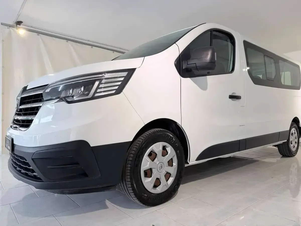 Usata Renault Trafic 150 CV (110 kW) 2022 Other Monovolume
